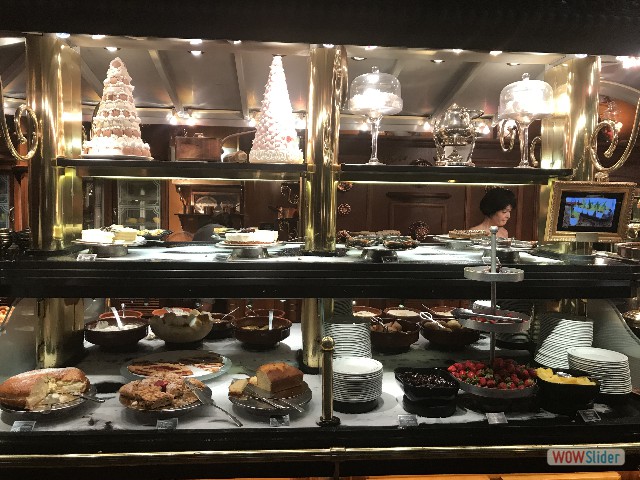 1137_Narbonne, Grands Buffets