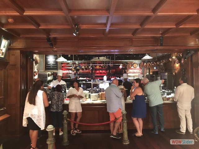 1140_Narbonne, Grands Buffets