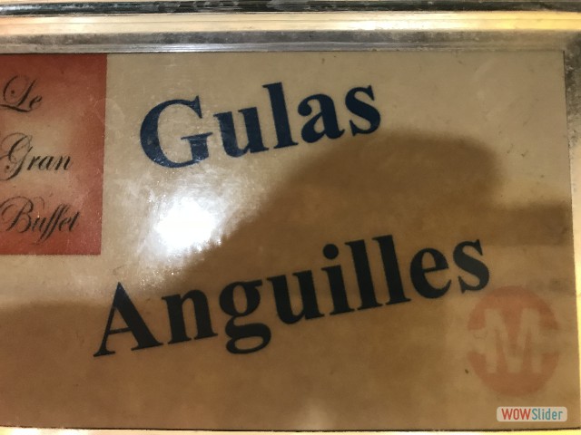 1155a_La Jonquera, Buffet libre