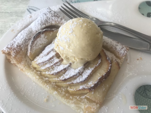 11_Restaurant Français, tarte aux pommes