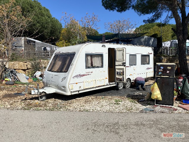 6_Le bordel déménage 6_Le bordel déménage