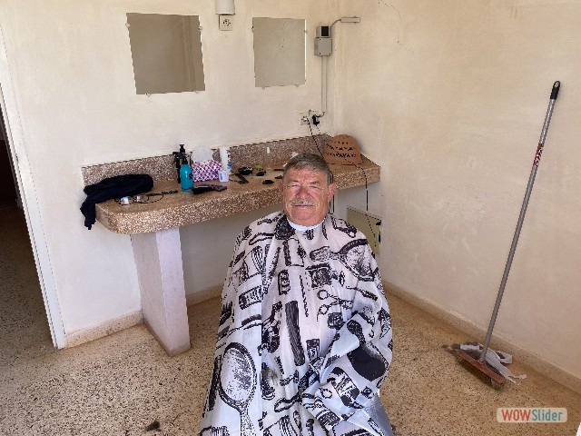 12_Coiffeur au camping