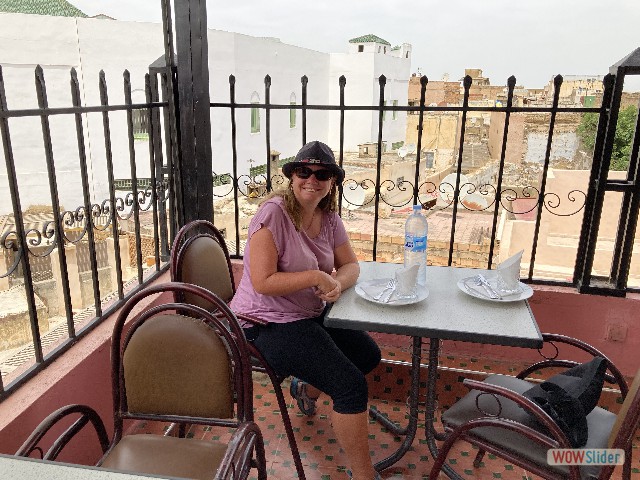 16_Meknès, à table