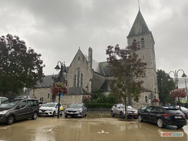 5_Han-sur-Lesse, l'église