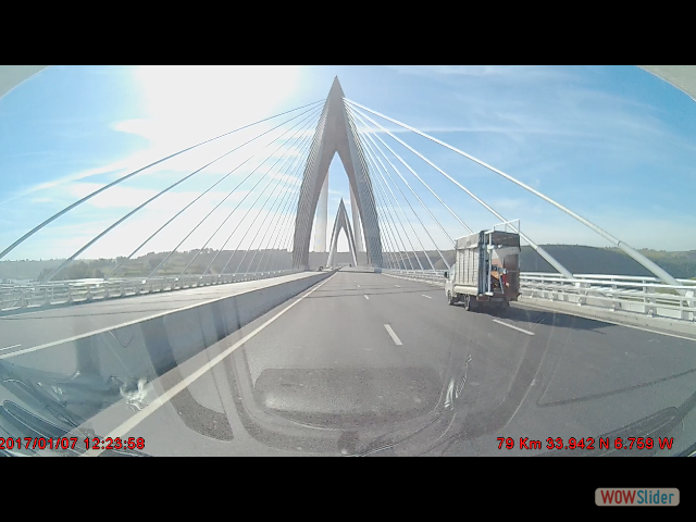 225a_Sur la route 225a_Sur la route