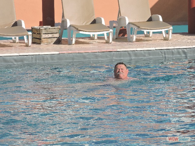 372_Camping Takat, on se piscine